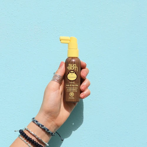 Sun Bum Scalp And Hair Mist | 59ml | SPF30 | Hair Care | Sunbum Australia 2 Sun Bum Scalp And Hair Mist | 59ml | SPF30 | Hair Care | Sunbum Australia - Image 2